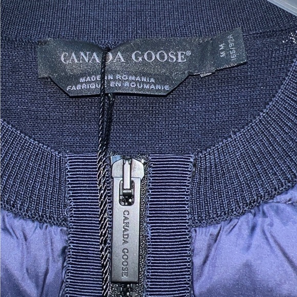 CANADA GOOSE HyBridge Knit Packable Jacket IN Navy NWT size XS - Picture 4 of 13